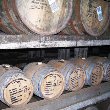 Buffalo Trace Distillery 的小威士忌酒桶